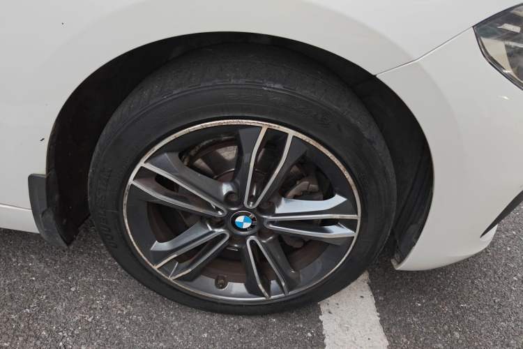 Used BMW 1 Series 2020 120i Fashion Model Right Front Wheel Hub