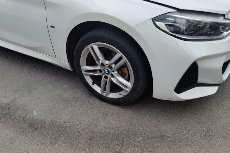 Used BMW 1 Series 2020 120i M Sport Package Right Front Wheel Hub