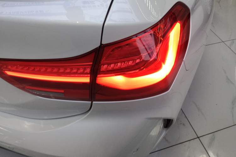 Used BMW 1 Series 2020 125i Leading Model M Sport Package Right Rear Taillight