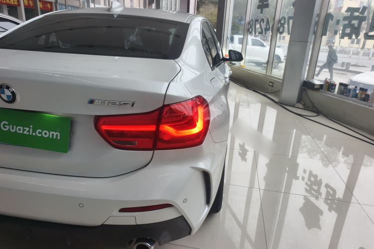 Used BMW 1 Series 2020 125i Leading Model M Sport Package Right Rear Taillight