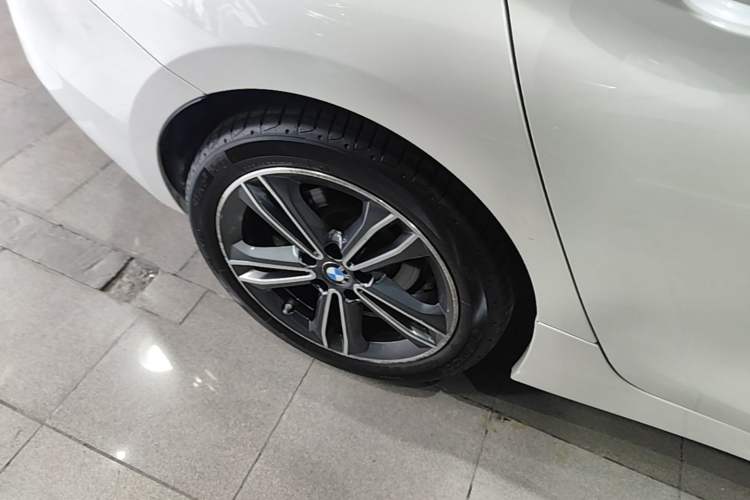 Used BMW 1 Series 2020 120i Fashion Model Right Rear Wheel Hub