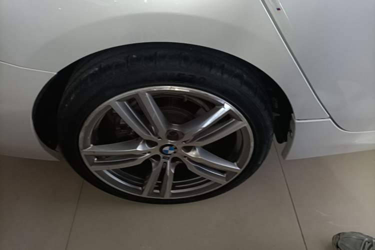 Used BMW 1 Series 2020 125i Leading Model M Sport Package Right Rear Wheel Hub