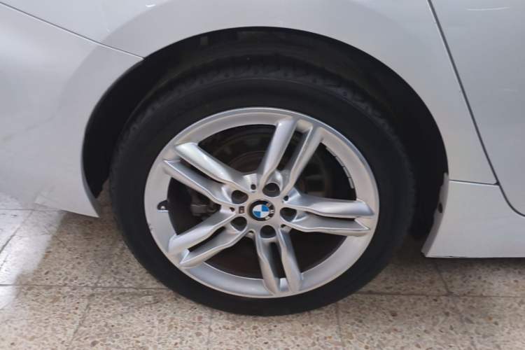Used BMW 1 Series 2020 120i M Sport Package Right Rear Wheel Hub