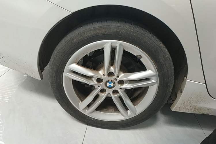 Used BMW 1 Series 2020 120i M Sport Package Right Rear Wheel Hub
