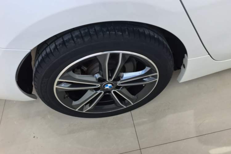 Used BMW 1 Series 2020 120i Fashion Model Right Rear Wheel Hub