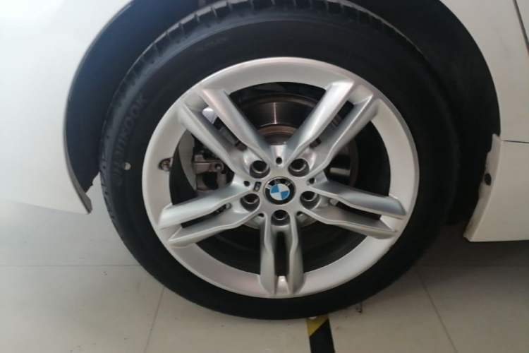 Used BMW 1 Series 2020 120i M Sport Package Right Rear Wheel Hub