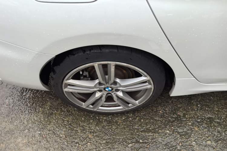 Used BMW 1 Series 2020 125i Leading Model M Sport Package Right Rear Wheel Hub
