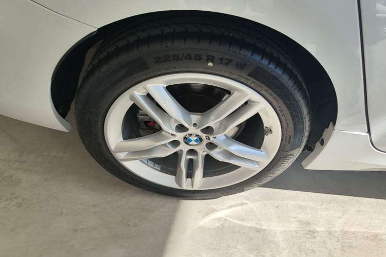 Used BMW 1 Series 2020 120i M Sport Package Right Rear Wheel Hub