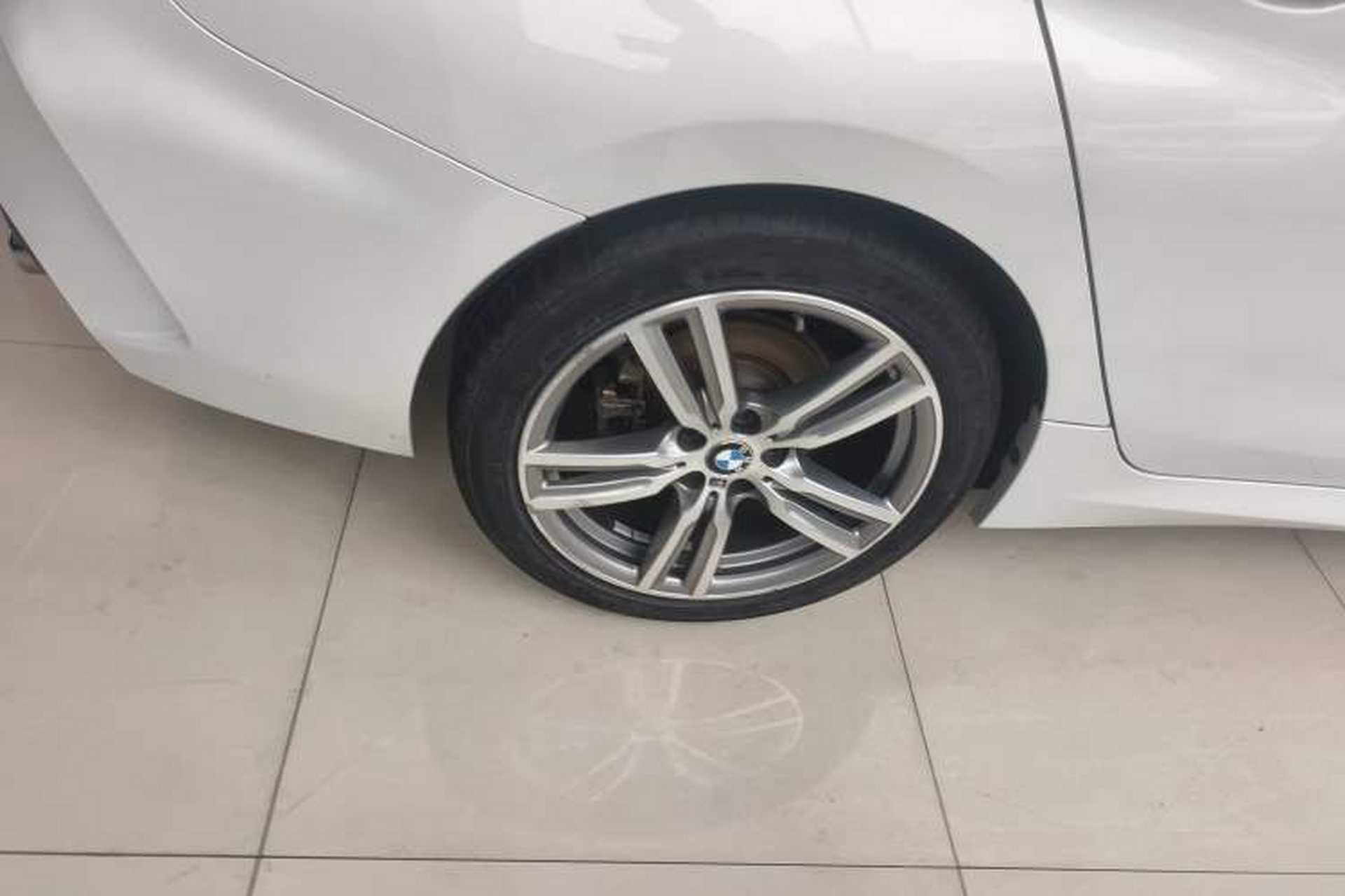 Used BMW 1 Series 2020 125i Leading Model M Sport Package Right Rear Wheel Hub