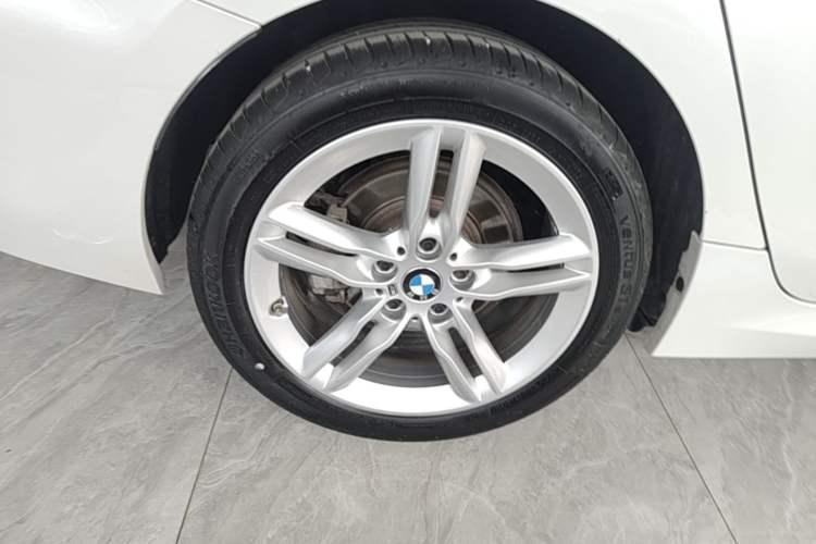 Used BMW 1 Series 2020 120i M Sport Package Right Rear Wheel Hub