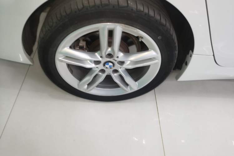 Used BMW 1 Series 2020 120i M Sport Package Right Rear Wheel Hub