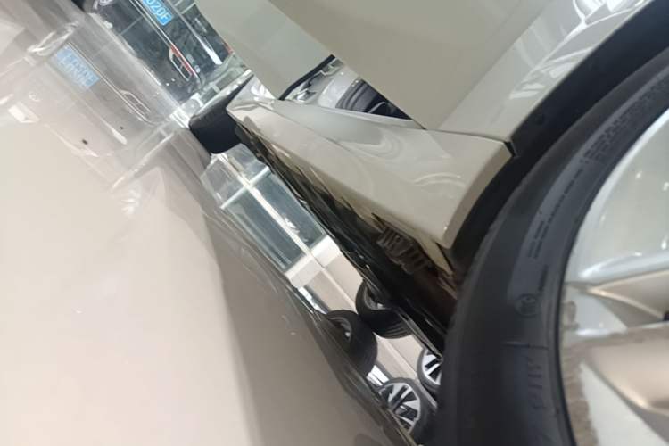 Used BMW 1 Series 2020 120i M Sport Package Right Side Sill