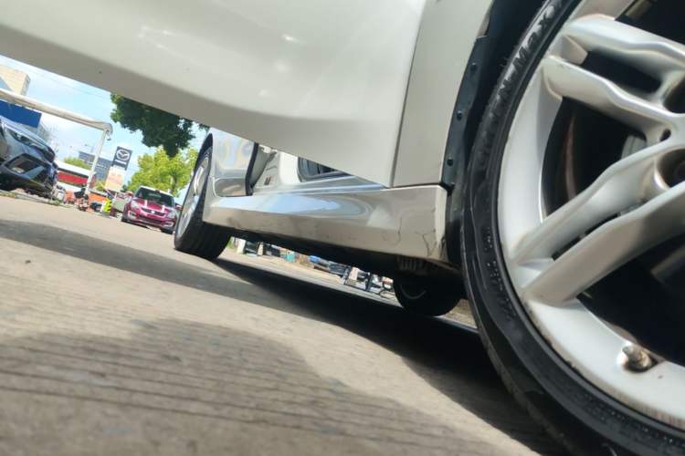 Used BMW 1 Series 2020 120i M Sport Package Right Side Sill