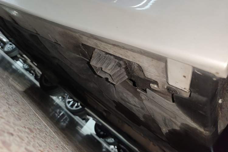 Used BMW 1 Series 2020 120i M Sport Package Right Side Sill
