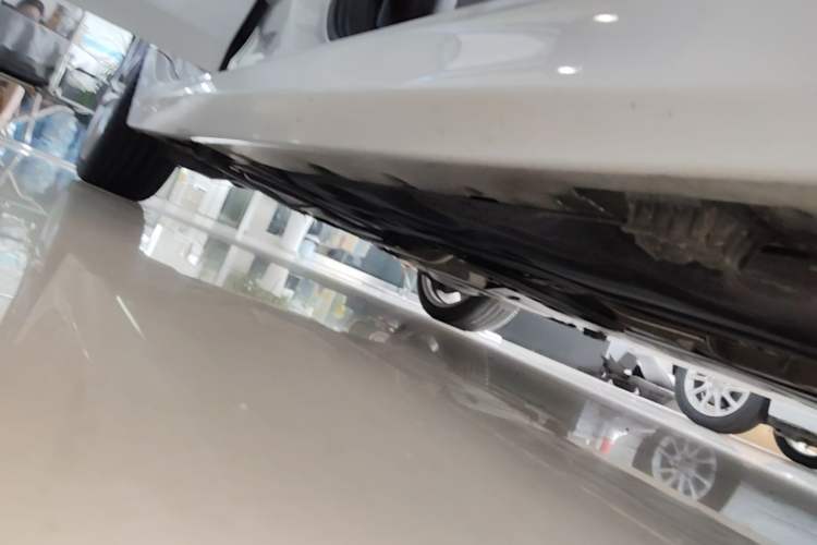 Used BMW 1 Series 2020 125i Leading Model M Sport Package Right Side Sill