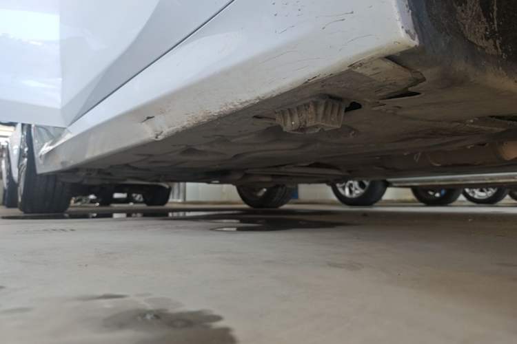 Used BMW 1 Series 2020 125i Leading Model M Sport Package Right Side Sill