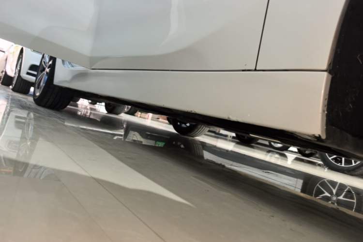 Used BMW 1 Series 2020 120i Fashion Model Right Side Sill
