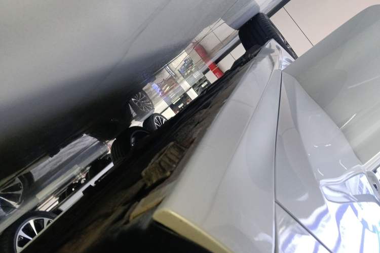Used BMW 1 Series 2020 125i Leading Model M Sport Package Right Side Sill