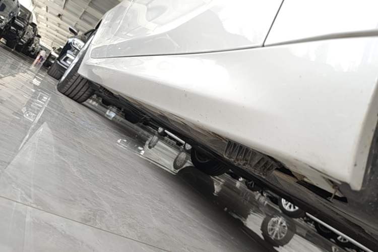 Used BMW 1 Series 2020 120i M Sport Package Right Side Sill