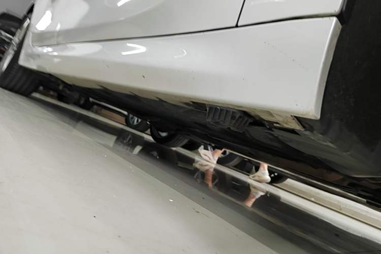 Used BMW 1 Series 2020 125i Leading Model M Sport Package Right Side Sill