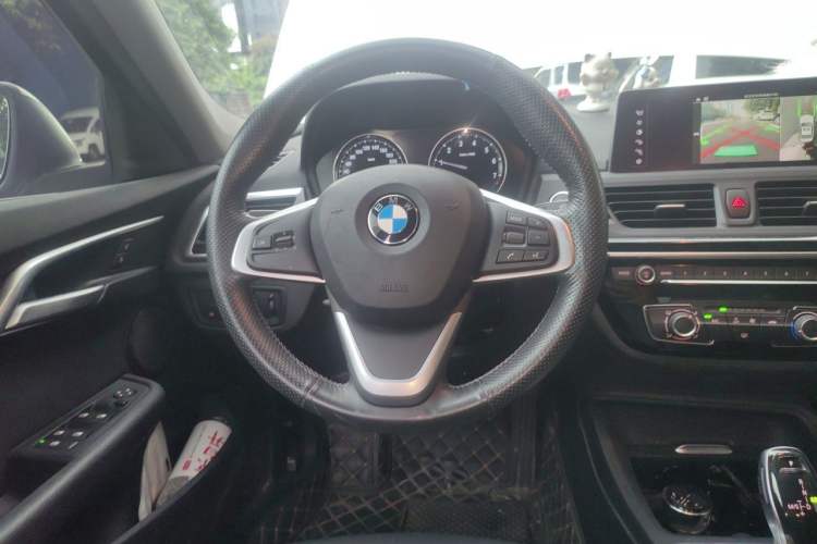 Used BMW 1 Series 2020 120i Fashion Model Steering Wheel