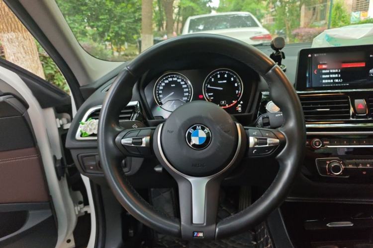 Used BMW 1 Series 2020 120i M Sport Package Steering Wheel