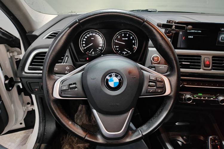 Used BMW 1 Series 2020 120i Fashion Model Steering Wheel