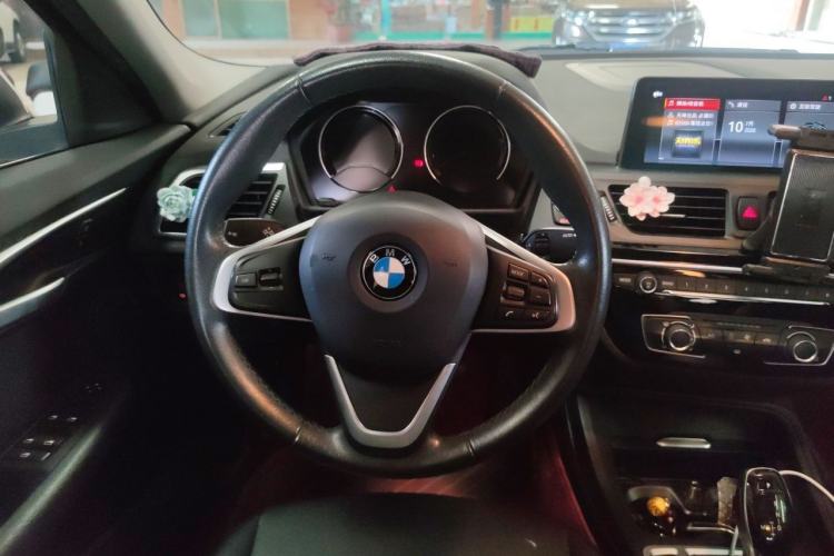 Used BMW 1 Series 2020 120i Fashion Model Steering Wheel