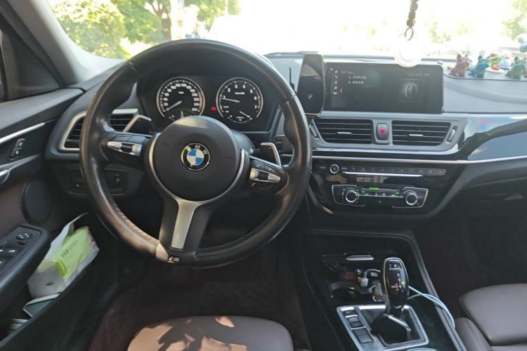 Used BMW 1 Series 2020 125i Leading Model M Sport Package Steering Wheel