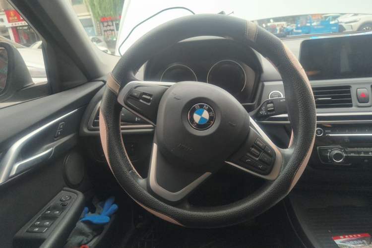 Used BMW 1 Series 2020 120i Fashion Model Steering Wheel