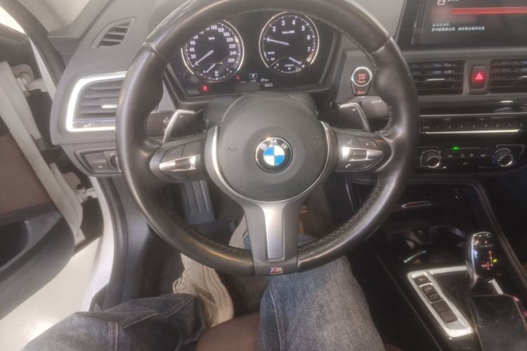 Used BMW 1 Series 2020 125i Leading Model M Sport Package Steering Wheel
