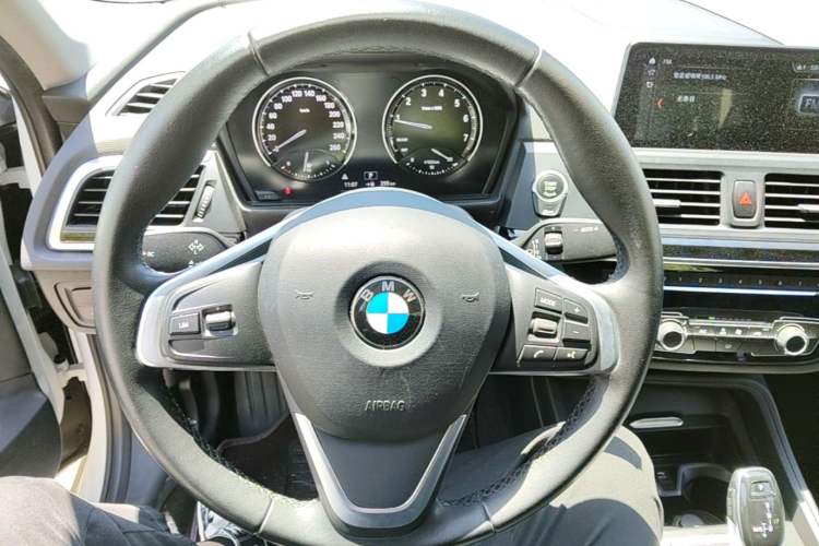 Used BMW 1 Series 2020 120i Fashion Model Steering Wheel