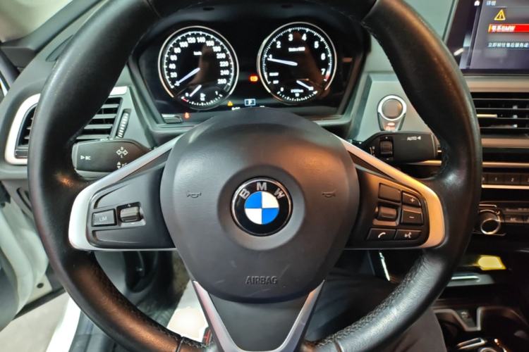 Used BMW 1 Series 2020 120i Fashion Model Steering Wheel