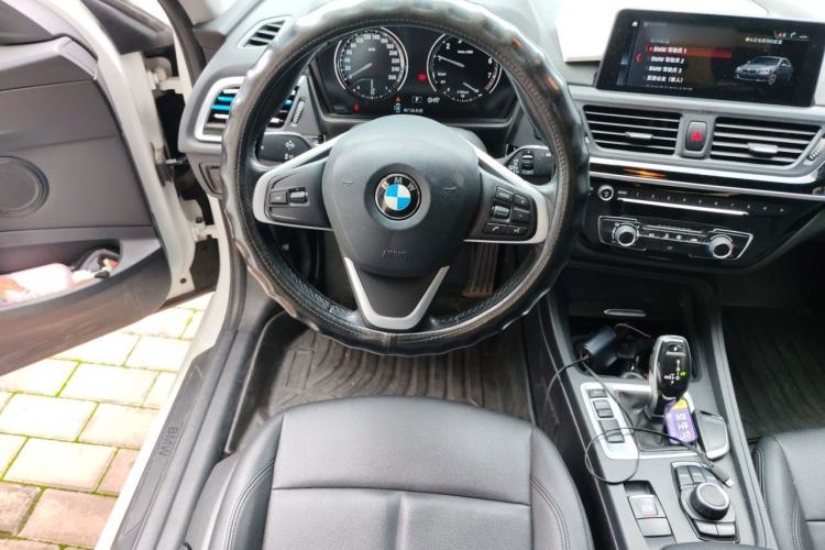 Used BMW 1 Series 2020 120i Fashion Model Steering Wheel
