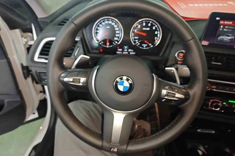 Used BMW 1 Series 2020 125i Leading Model M Sport Package Steering Wheel