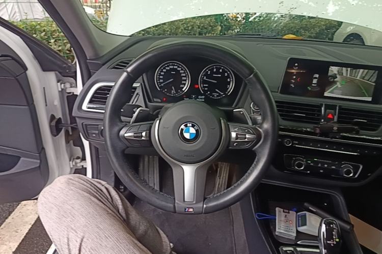 Used BMW 1 Series 2020 125i Leading Model M Sport Package Steering Wheel