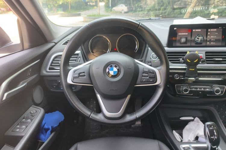 Used BMW 1 Series 2020 120i Fashion Model Steering Wheel
