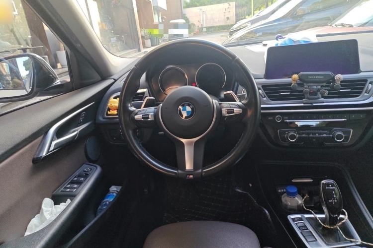 Used BMW 1 Series 2020 125i Leading Model M Sport Package Steering Wheel