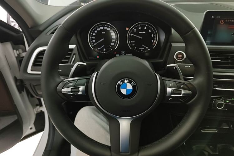Used BMW 1 Series 2020 125i Leading Model M Sport Package Steering Wheel
