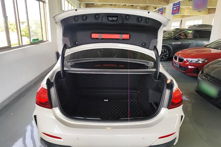 Used BMW 1 Series 2020 125i Leading Model M Sport Package Trunk