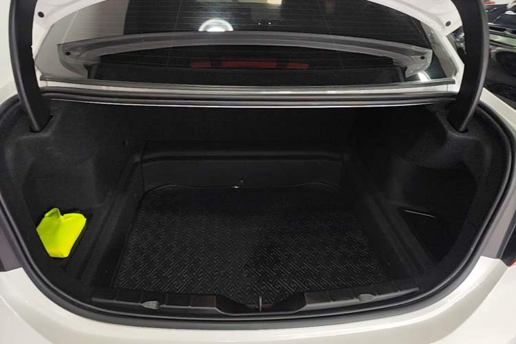 Used BMW 1 Series 2020 120i Fashion Model Trunk