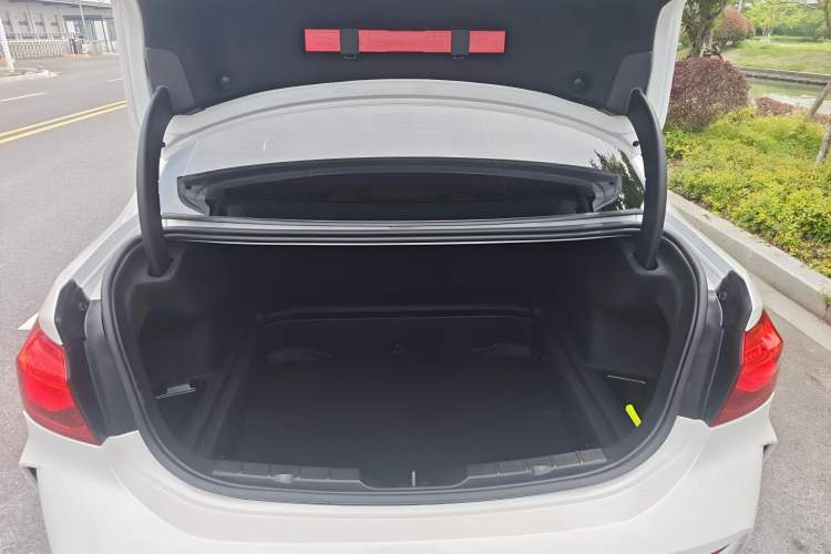 Used BMW 1 Series 2020 125i Leading Model M Sport Package Trunk