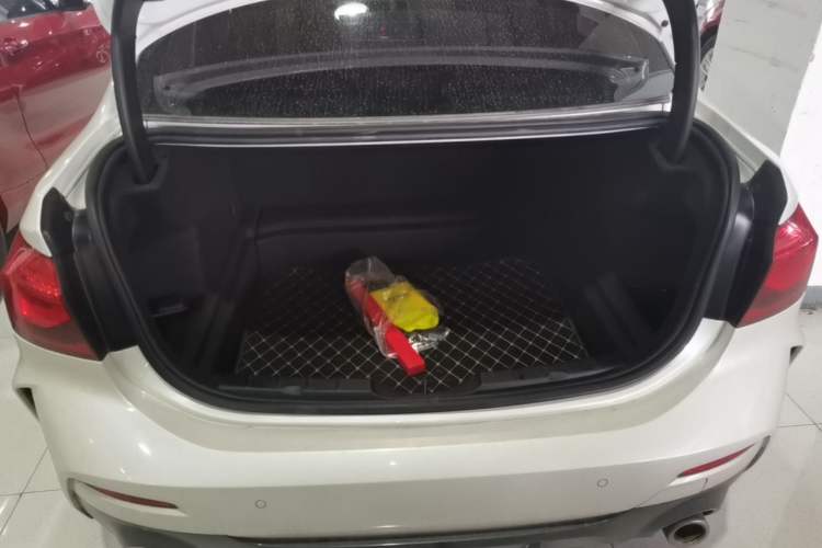 Used BMW 1 Series 2020 125i Leading Model M Sport Package Trunk