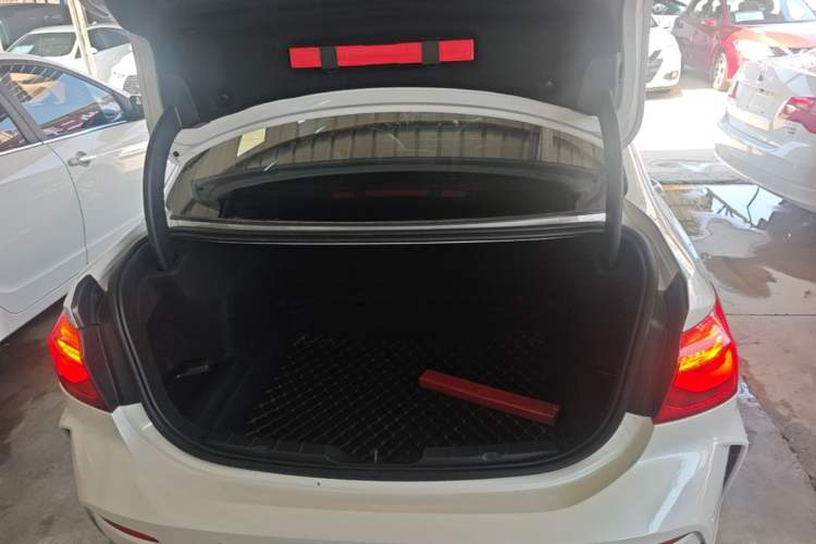 Used BMW 1 Series 2020 125i Leading Model M Sport Package Trunk