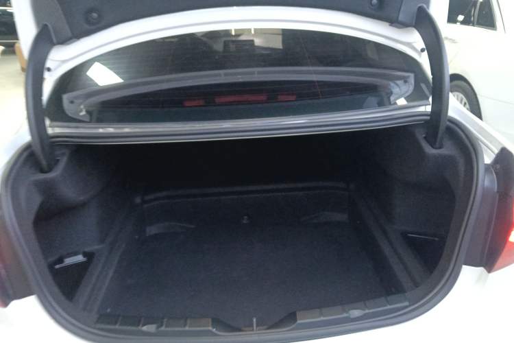 Used BMW 1 Series 2020 125i Leading Model M Sport Package Trunk