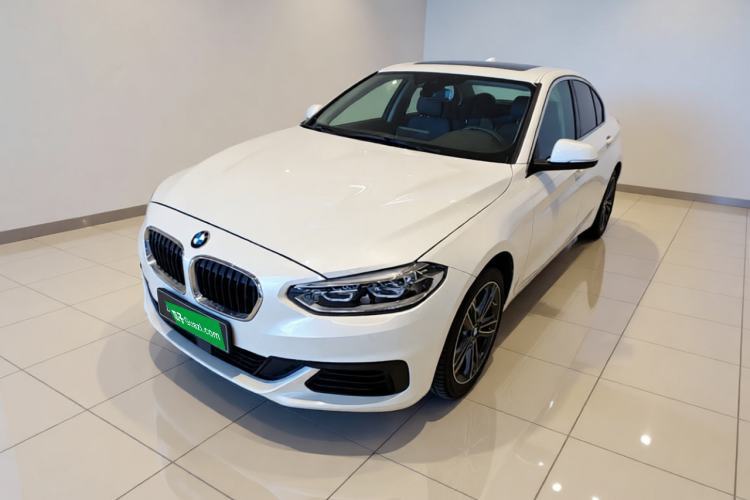 Ojetý BMW 1 Series 2020 120i Fashion Model Guazi used car, China used car export, Used car for sale, Used cars, Cheapest cars for sale