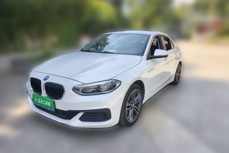 Ojetý BMW 1 Series 2020 120i Fashion Model Guazi used car, China used car export, Used car for sale, Used cars, Cheapest cars for sale