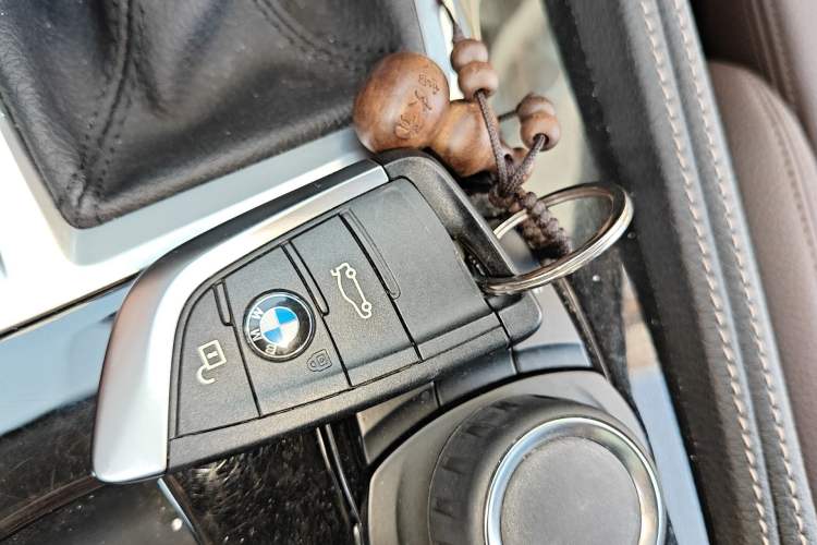 Used BMW 1 Series 2020 125i Leading Model M Sport Package Vehicle Key