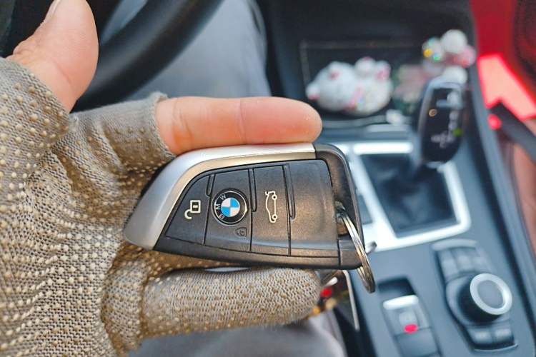 Used BMW 1 Series 2020 120i Fashion Model Vehicle Key