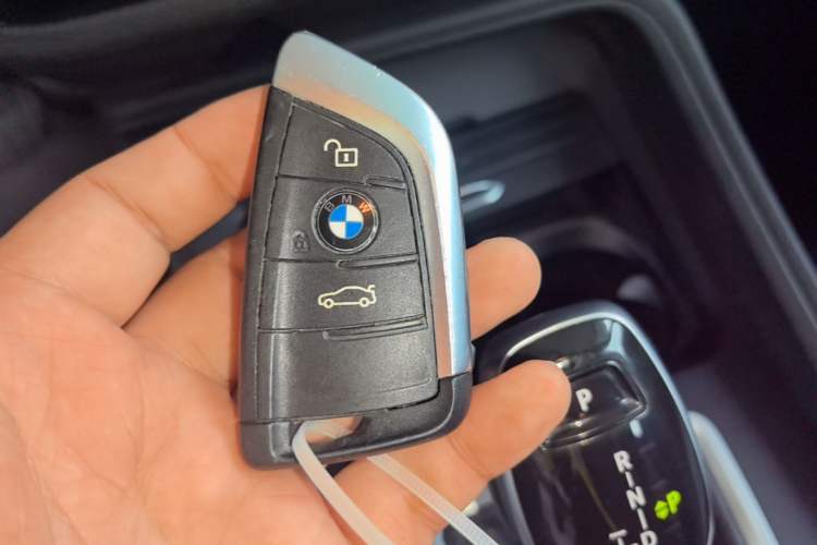 Used BMW 1 Series 2020 120i Fashion Model Vehicle Key